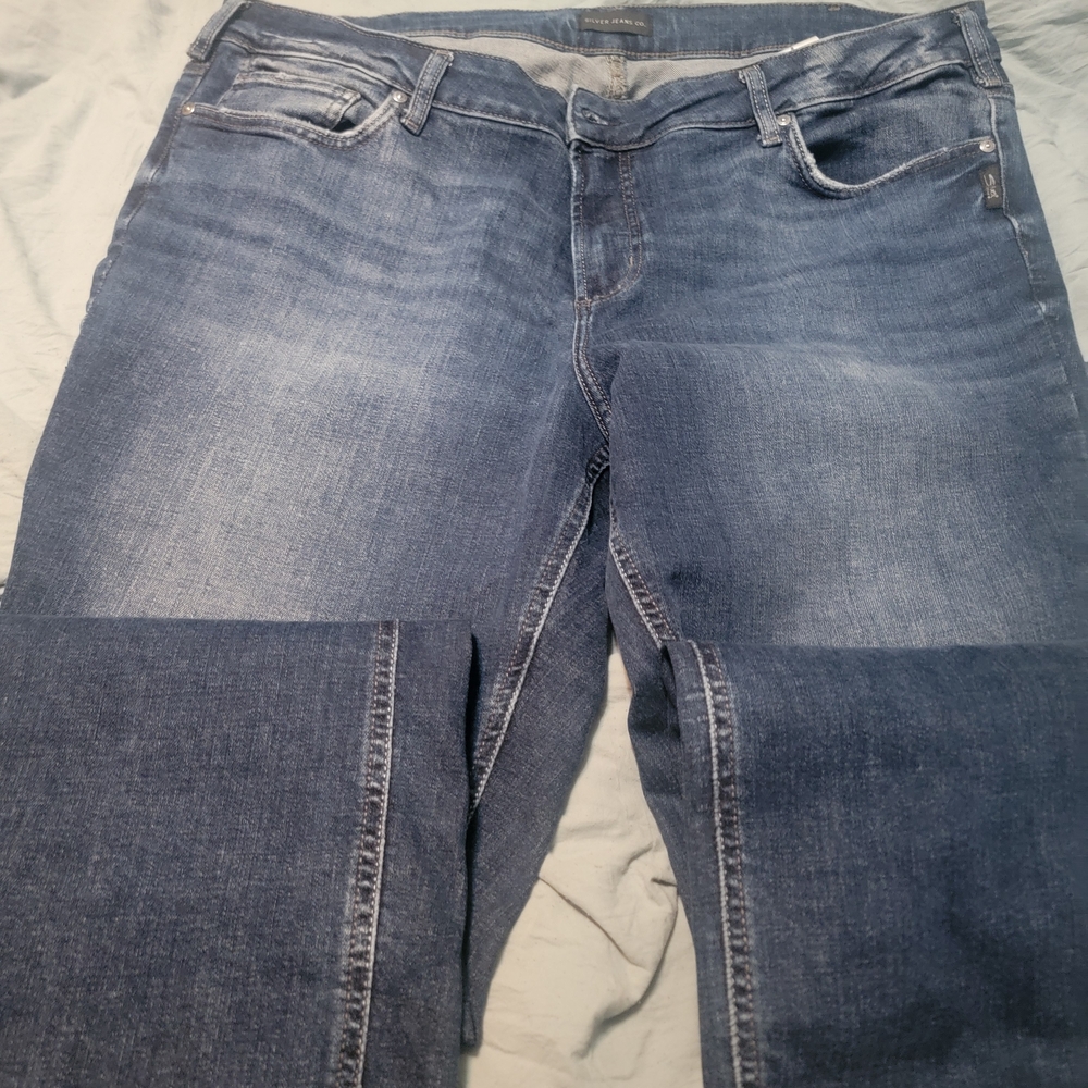 Silver Jeans Women's Classic Blue Boot Cut Jeans